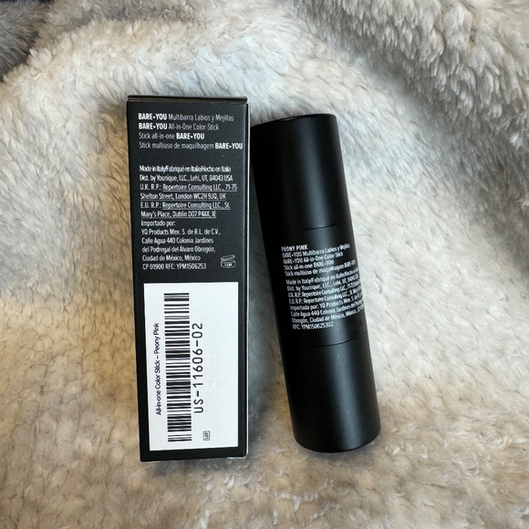 Younique Bare-You all-in-one color stick - Picture 3 of 6